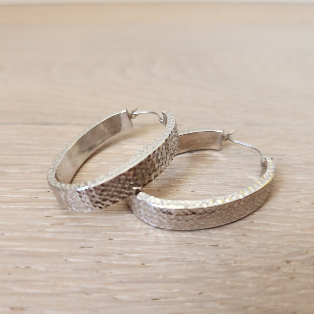 VINTAGE Sterling Hoop Clasp Earrings